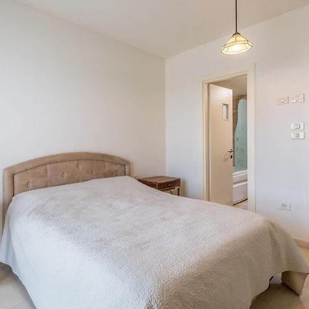 Front Of Beach Next Ritz Hotel - 3 Bedroom& 3 Bathroom Herzliya Ngoại thất bức ảnh