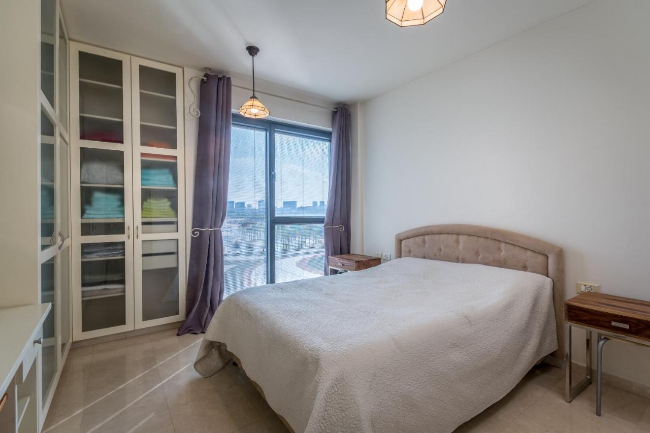 Front Of Beach Next Ritz Hotel - 3 Bedroom& 3 Bathroom Herzliya Ngoại thất bức ảnh